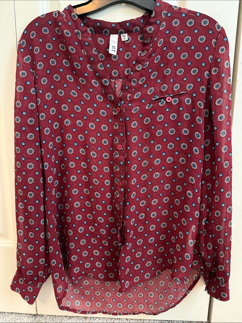 Kut from the Kloth Burgundy Floral Button-Front Shirt